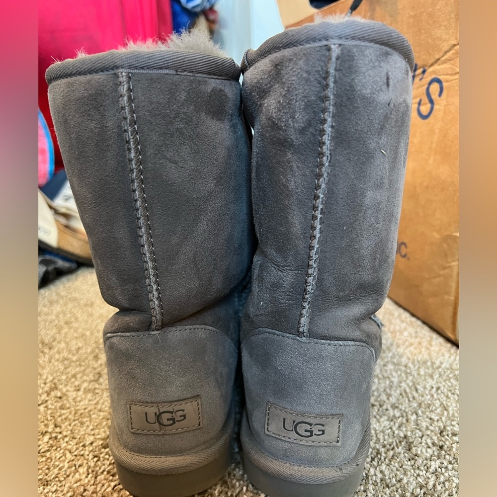 Women’s Classic Short Uggs